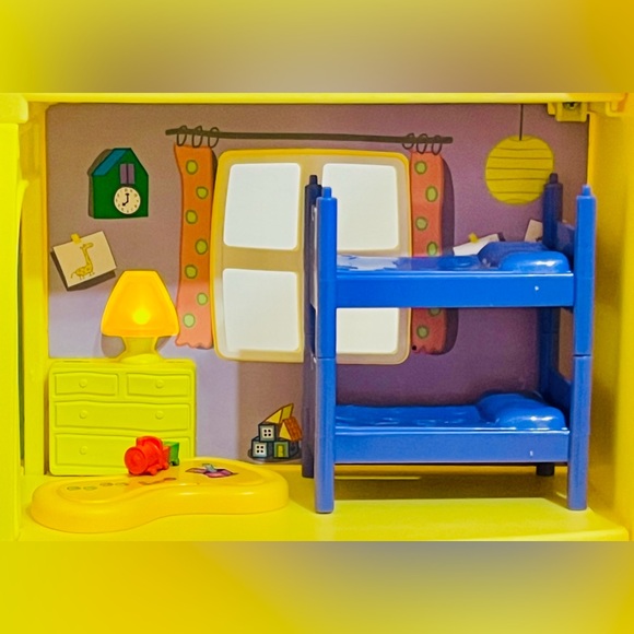 Peppa Pig’s Deluxe Toy Set - Picture 5 of 16